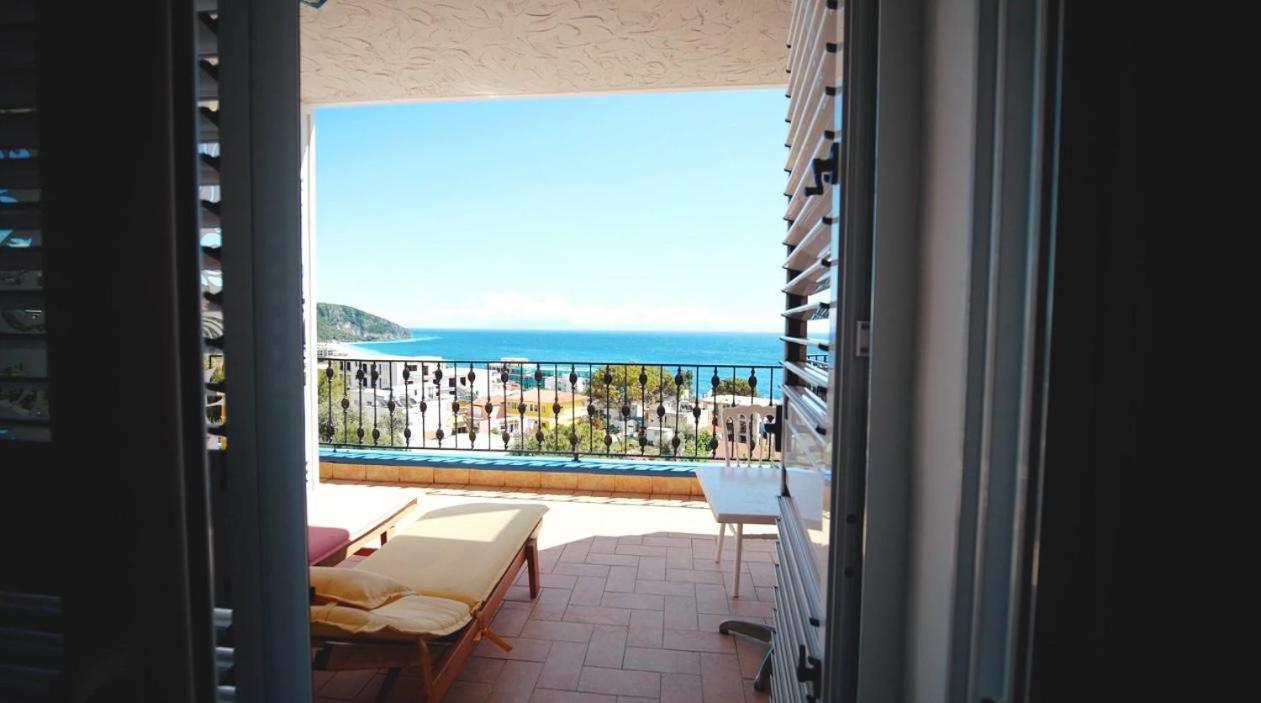 Exclusive Greccia Inn Dhermi Phòng bức ảnh