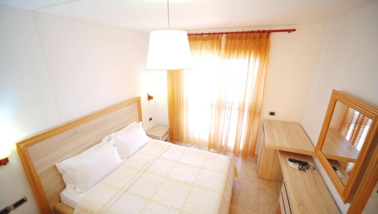 Exclusive Greccia Inn Dhermi Ngoại thất bức ảnh