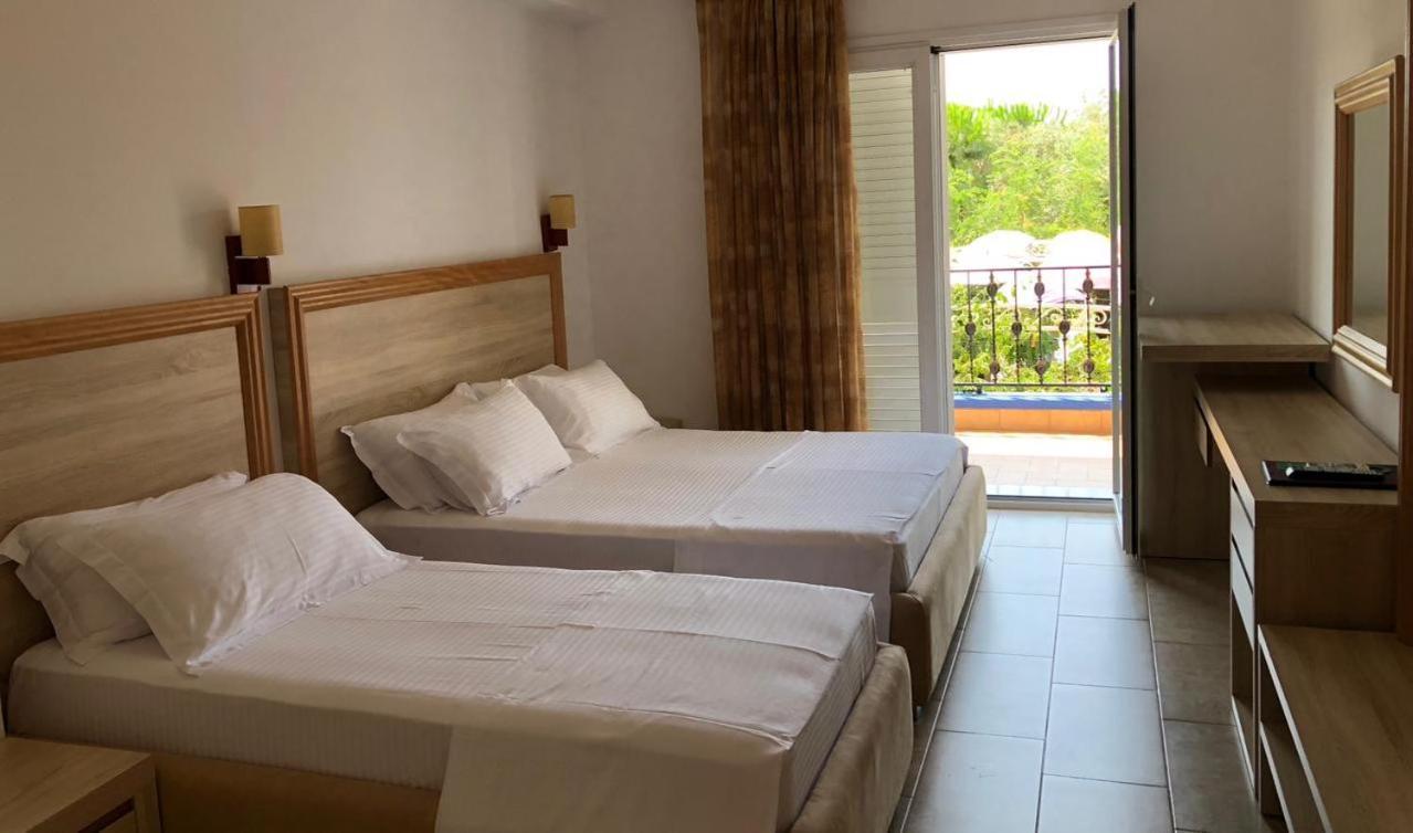 Exclusive Greccia Inn Dhermi Ngoại thất bức ảnh